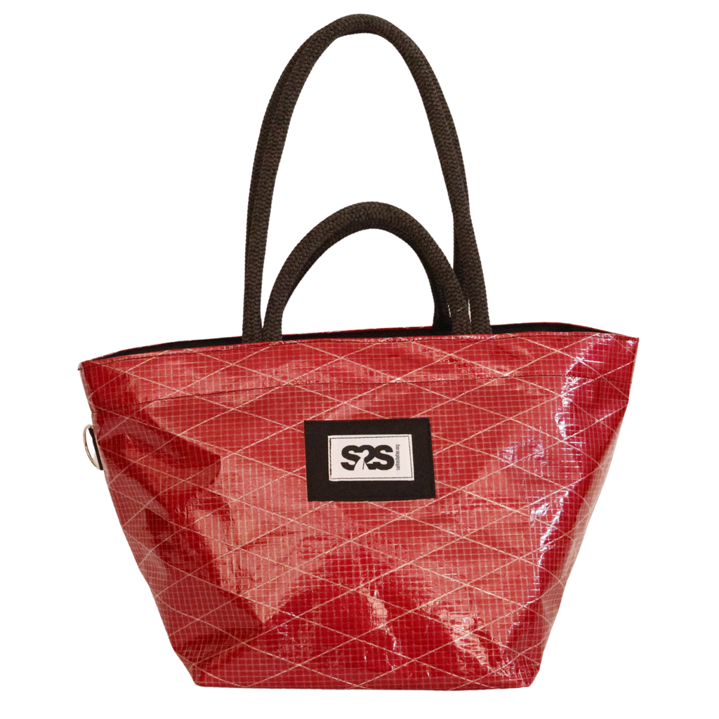 The Main: Tote